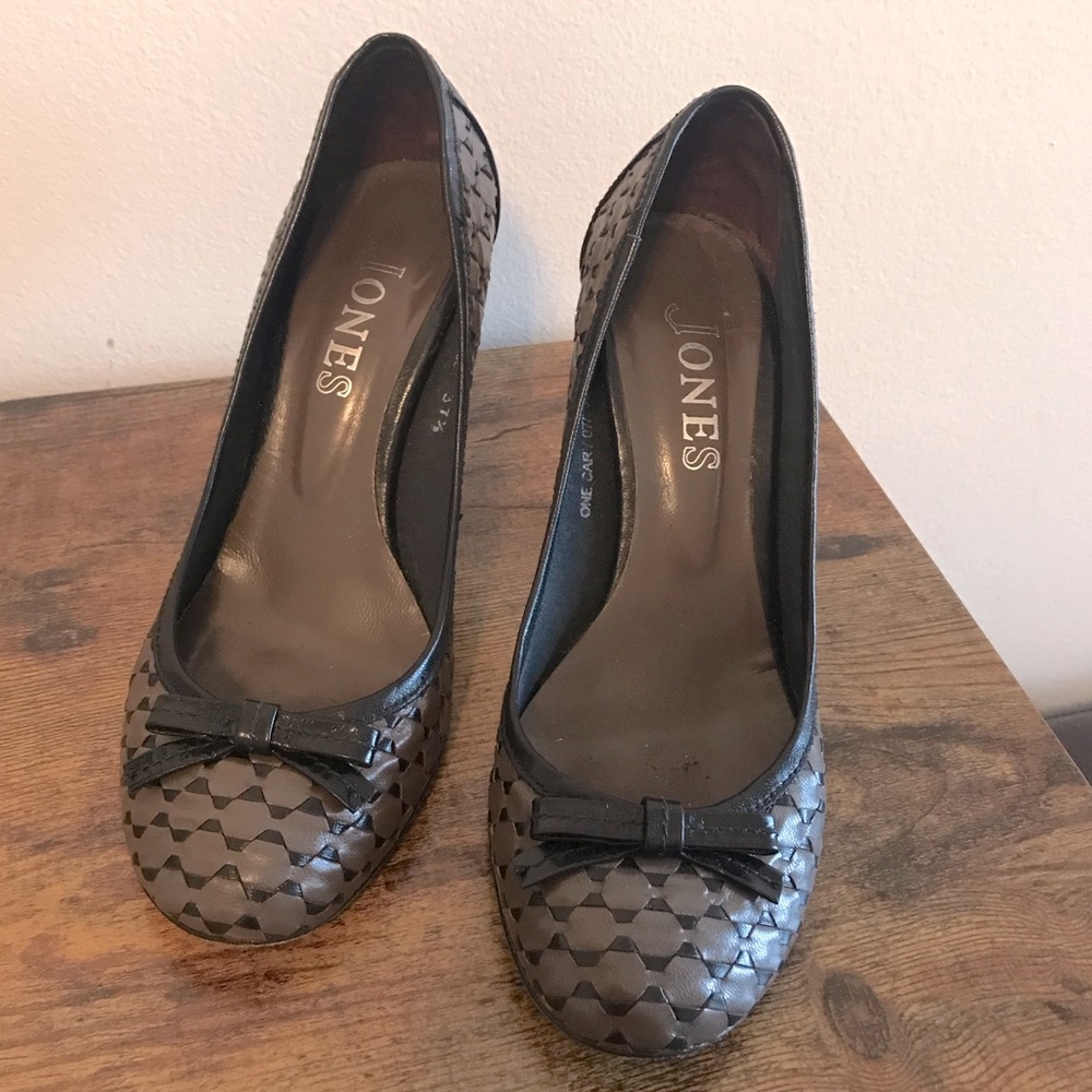 Beautiful leather sole heels